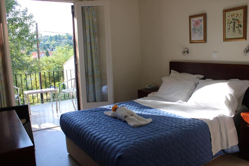 Single Room image 1