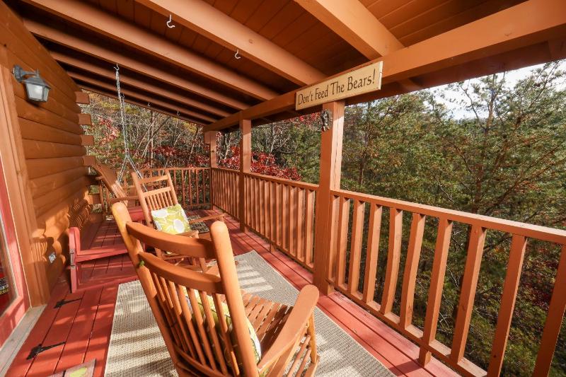 Little Bear Lodge - image 2