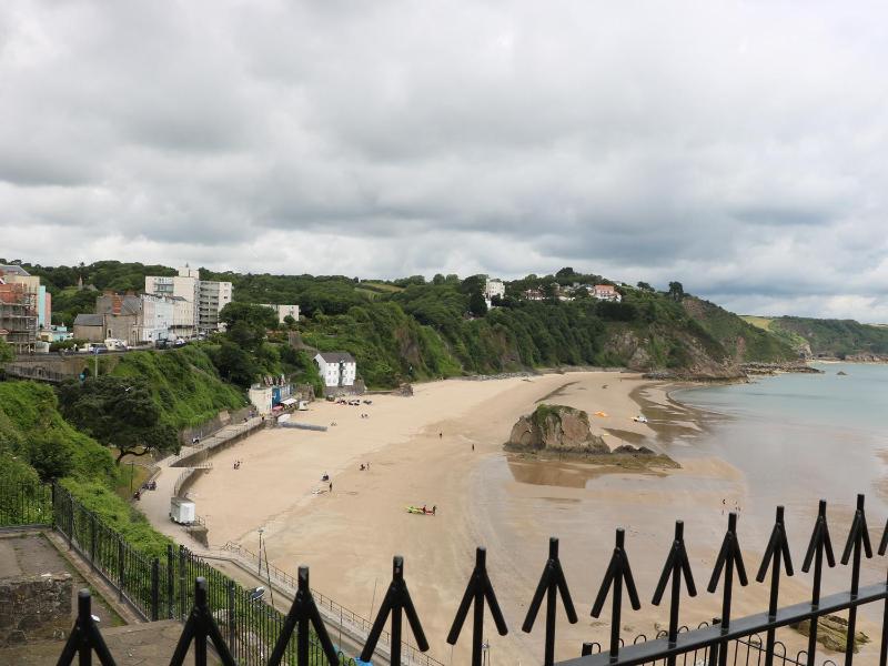 1 Beachtop Court - image 10