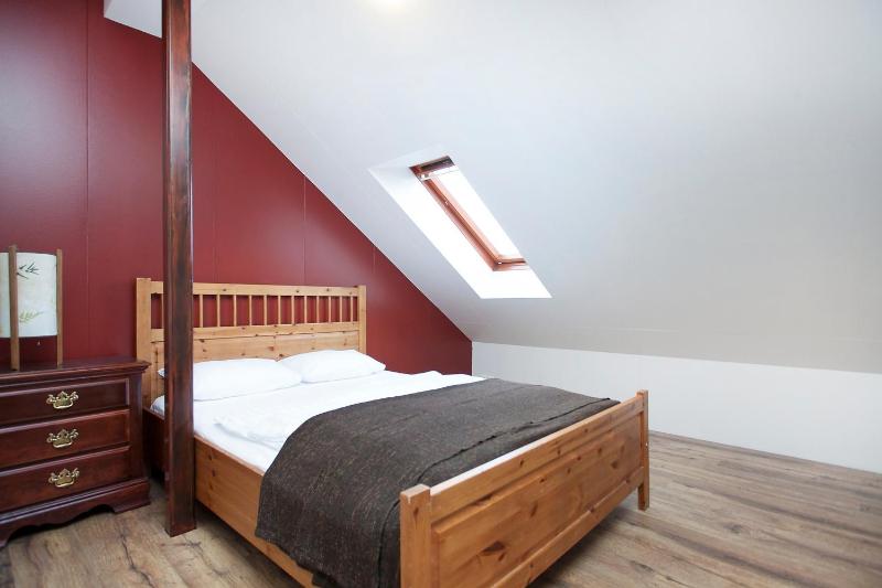 One-Bedroom Apartment with Terrace image 2