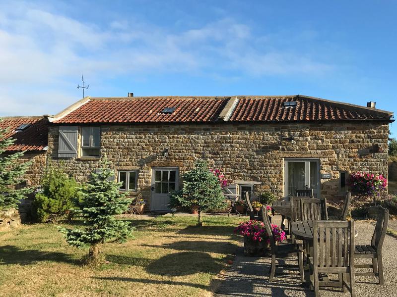 Honey Bee Cottage - image 6