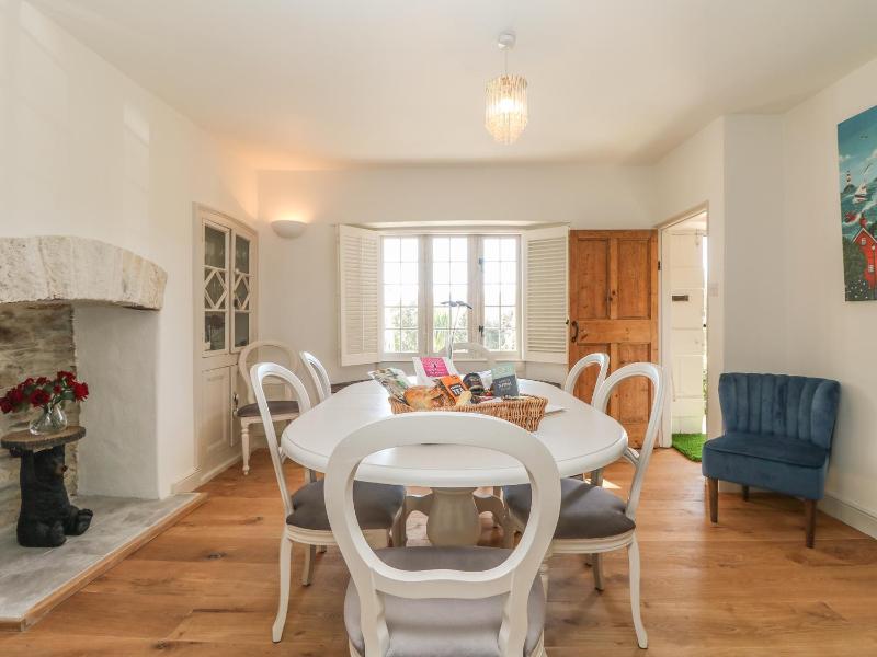 Sea Cliff Cottage - image 33