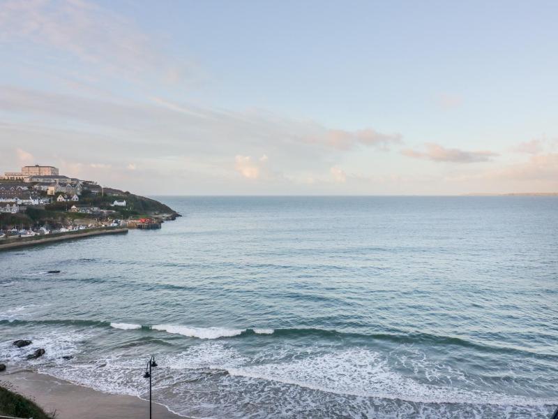 Onshore 6 - Newquay Towan Beach View - image 3