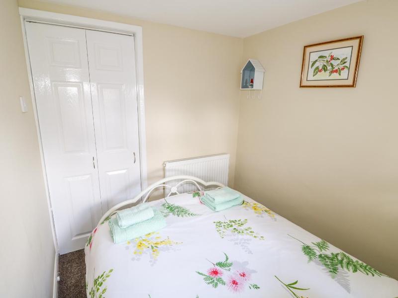 The Cottage - image 11