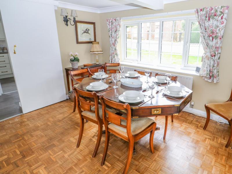 The Cottage - image 16