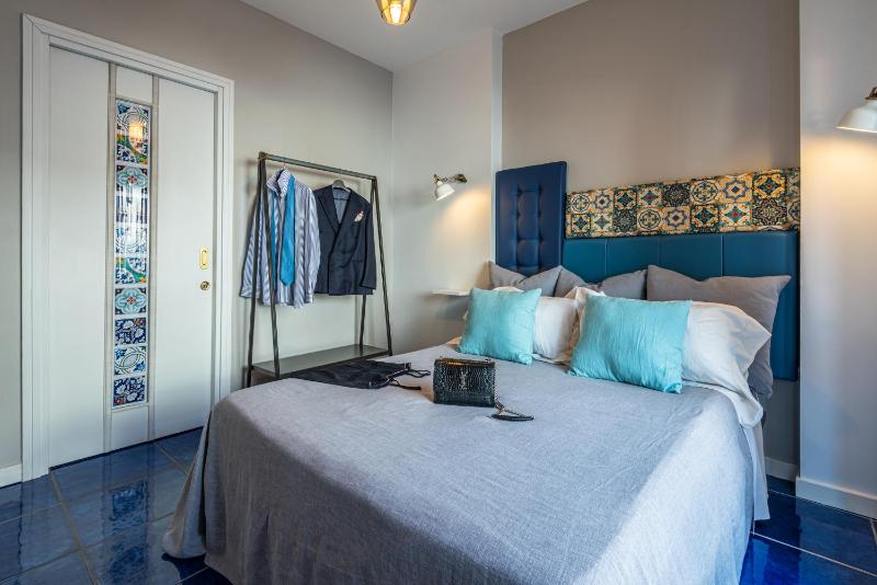 Double Room with Balcony image 1