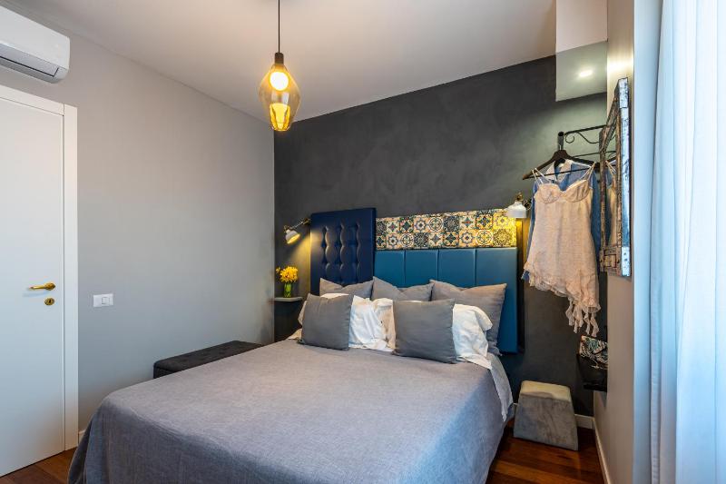 Queen Room image 3