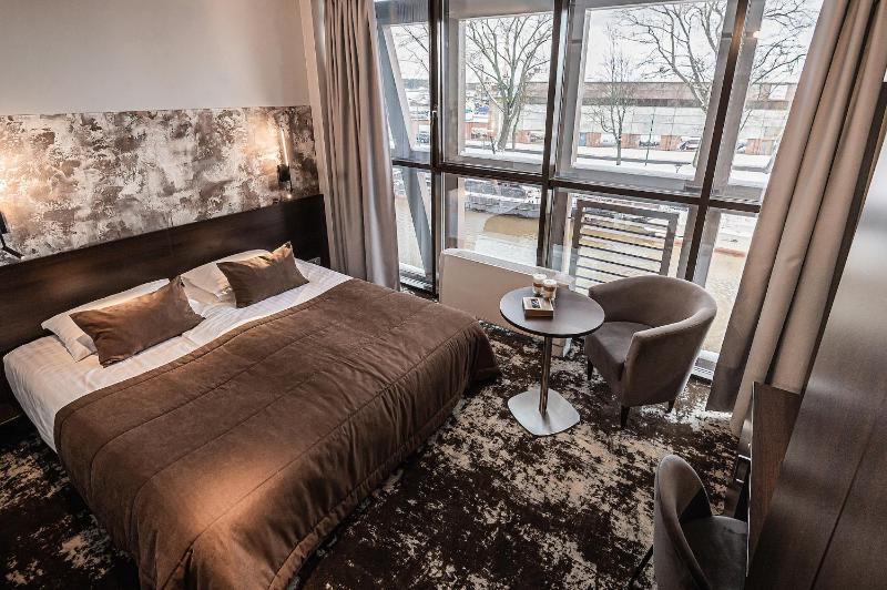 Double or Twin Room image 1