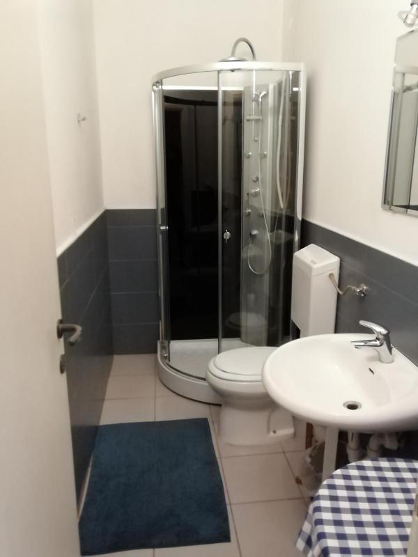 Comfort Triple Room With Terrace image 3