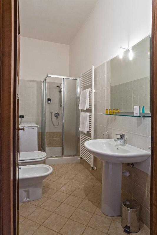 Two-Bedroom Apartment (5 Adults) image 4