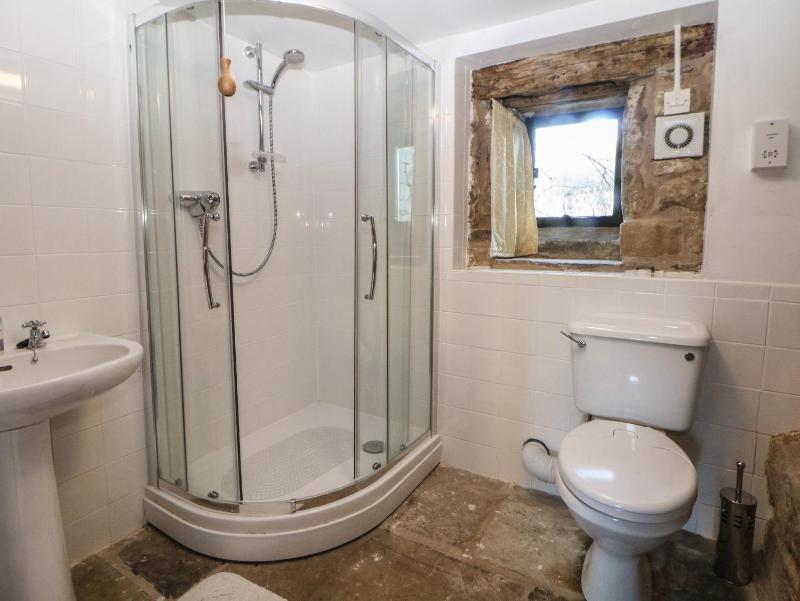 Wyndell Cruck Cottage - image 7