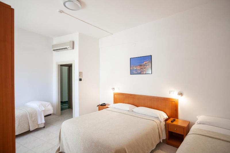 Hotel Viola - image 36