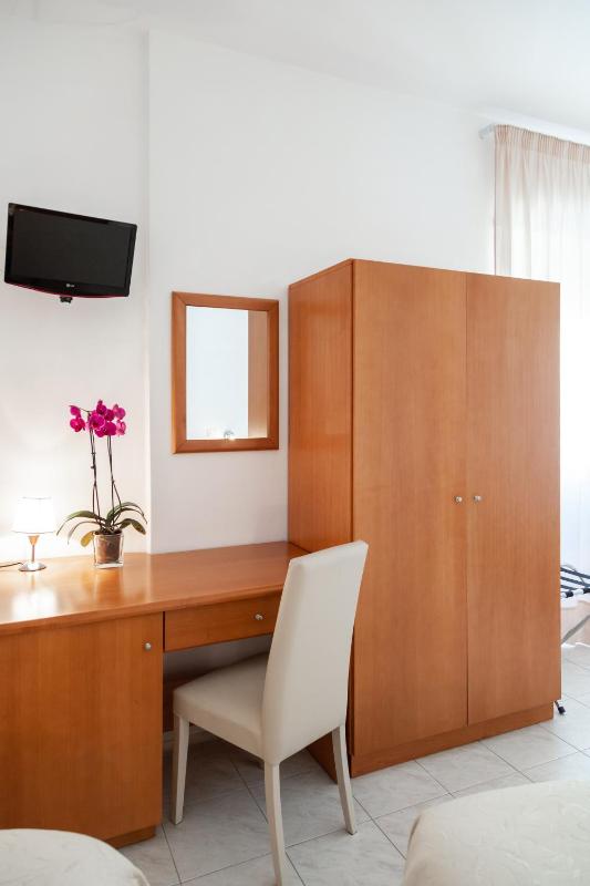 Hotel Viola - image 4