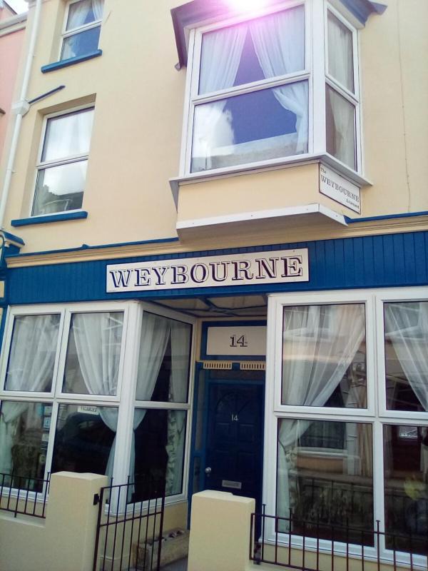 Weybourne Guest House - image 21