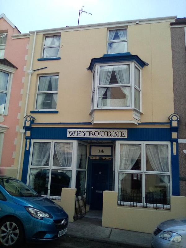 Weybourne Guest House - image 11