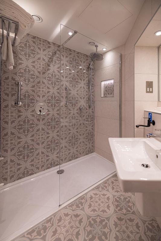 Triple Room image 2