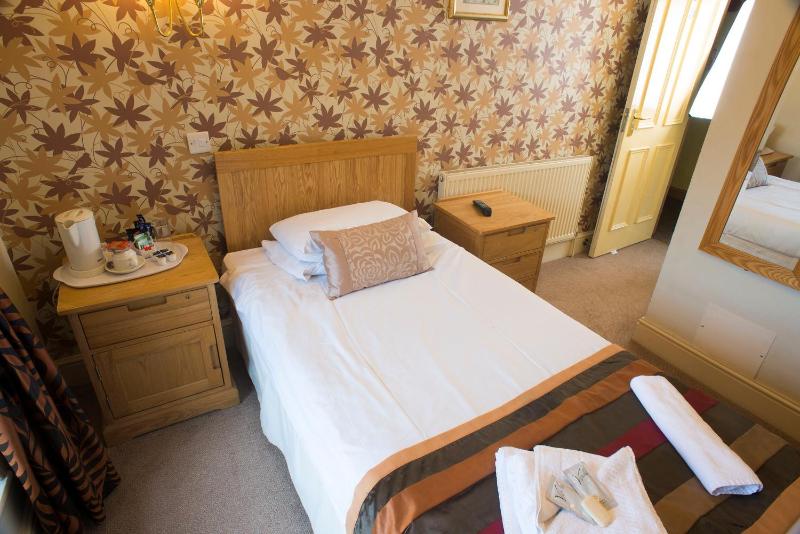 Single Room image 4