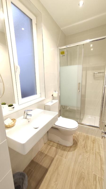 Hostal Aliste - image 12