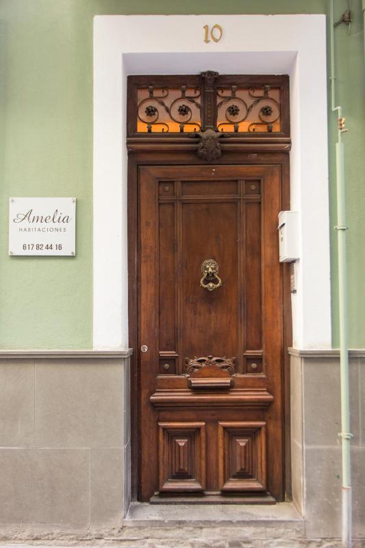 Amelia Habitaciones - image 12