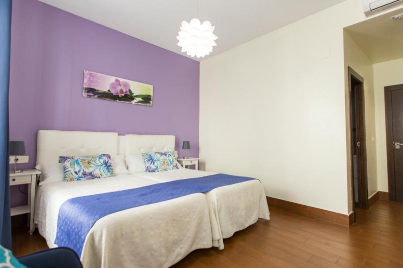 Amelia Habitaciones - image 41
