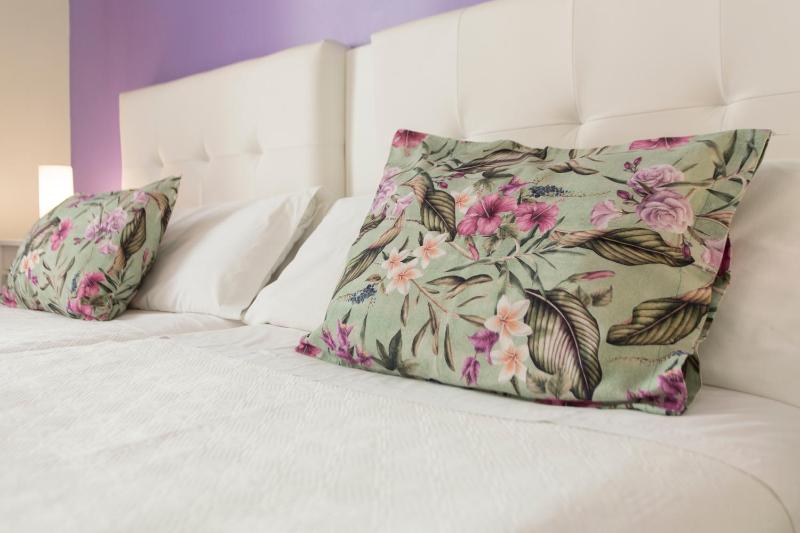 Amelia Habitaciones - image 33
