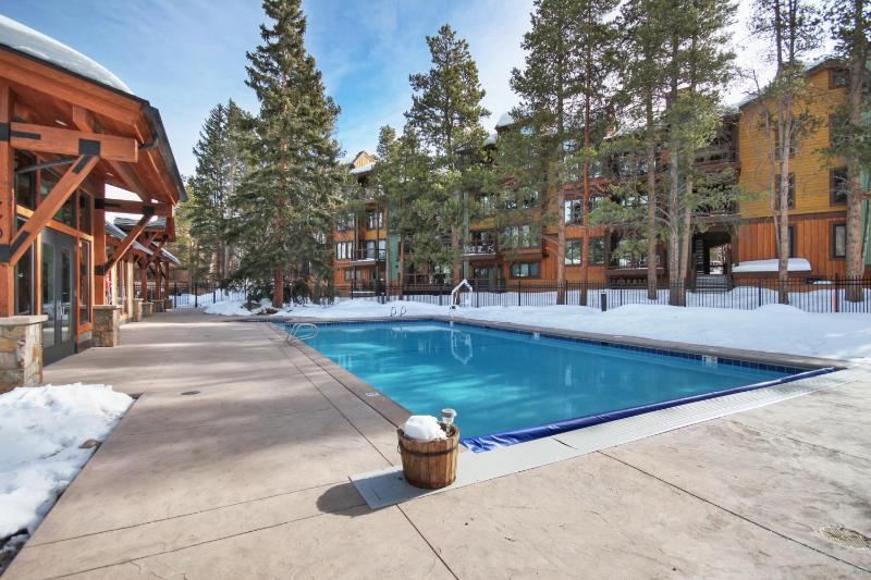 Tamarisk Alpine Condo: Great Location Pool/Hot Tub - image 9