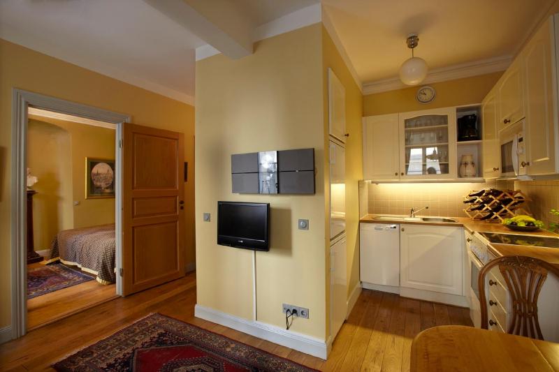 Victory Apartments - image 10