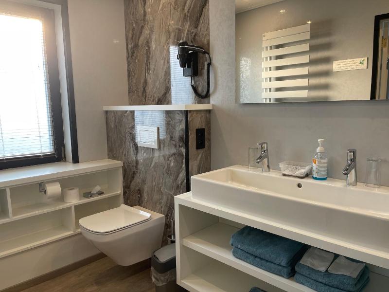 Comfort Double Room image 3