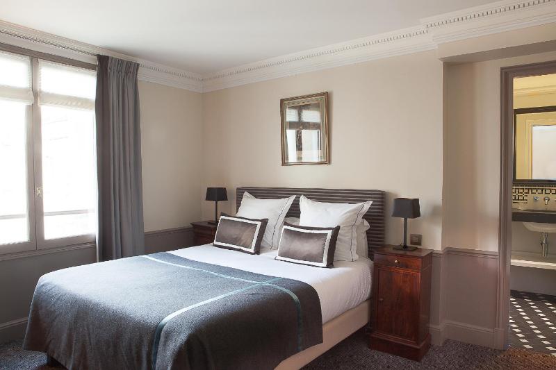 Superior Double Room image 4