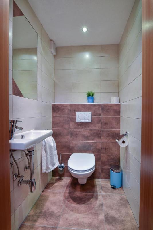 Three-Bedroom House image 4