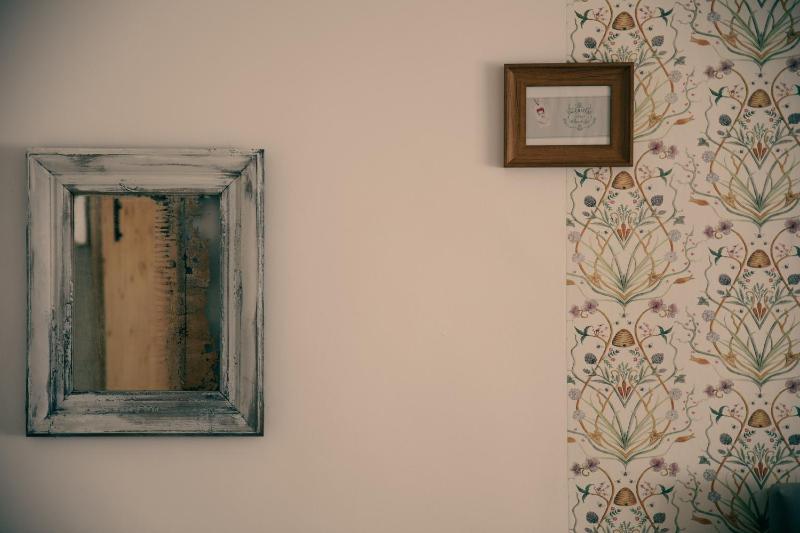 Large Double Room image 3