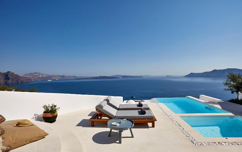 Amaya Serenity Villa Caldera View with Private Pool & Outdoor Hot Tub image 3