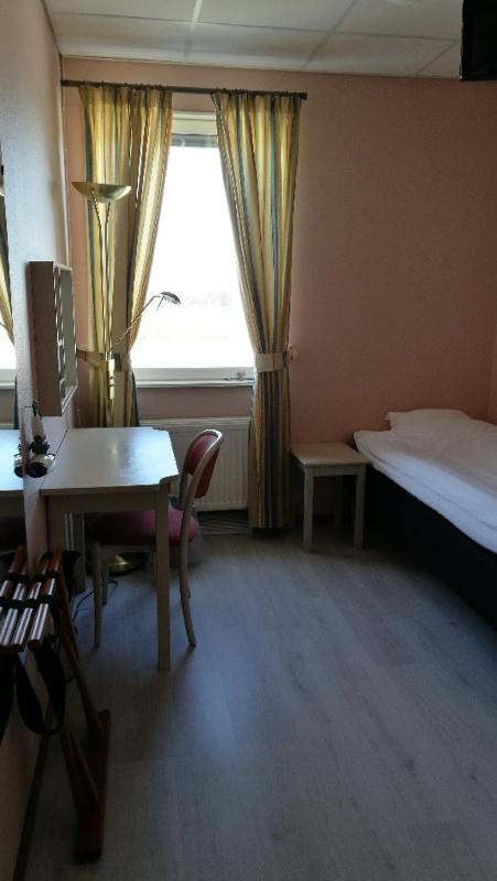 Standard Single Room image 1