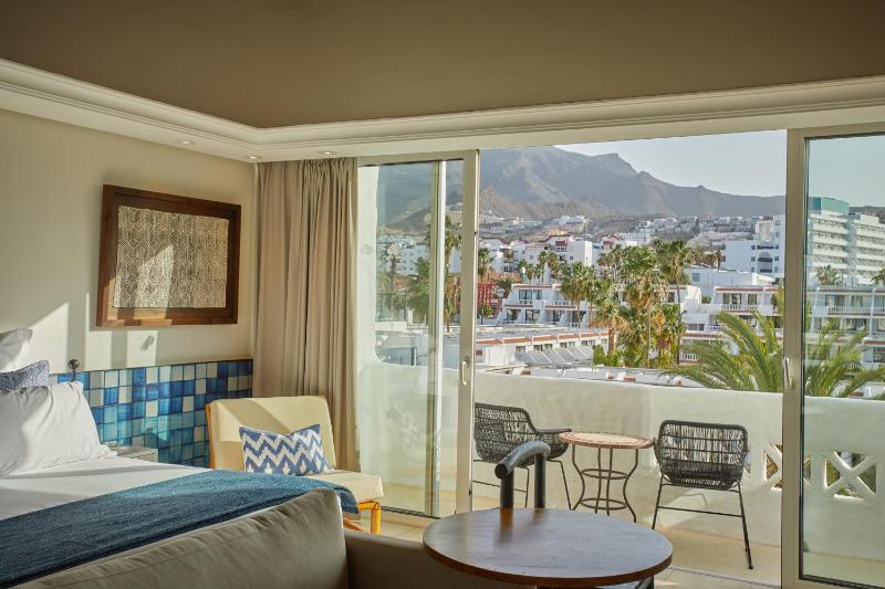 Preferred Club Junior Suite image 3