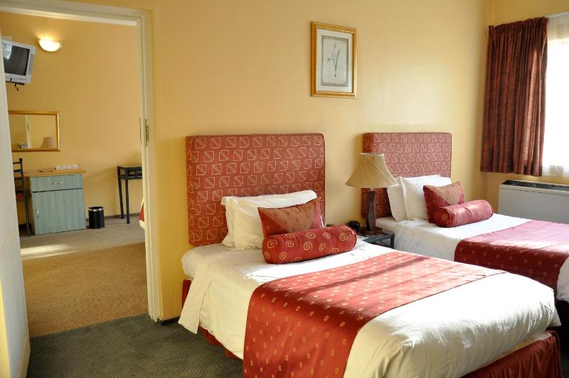 Crossroads Hotel Lilongwe - image 10