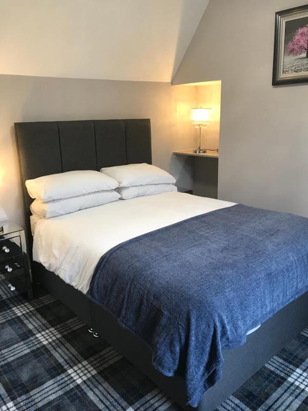 Double Room image 1