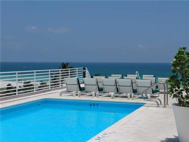 One-Bedroom King Suite Direct Ocean View and Balcony - Unit C201 image 3