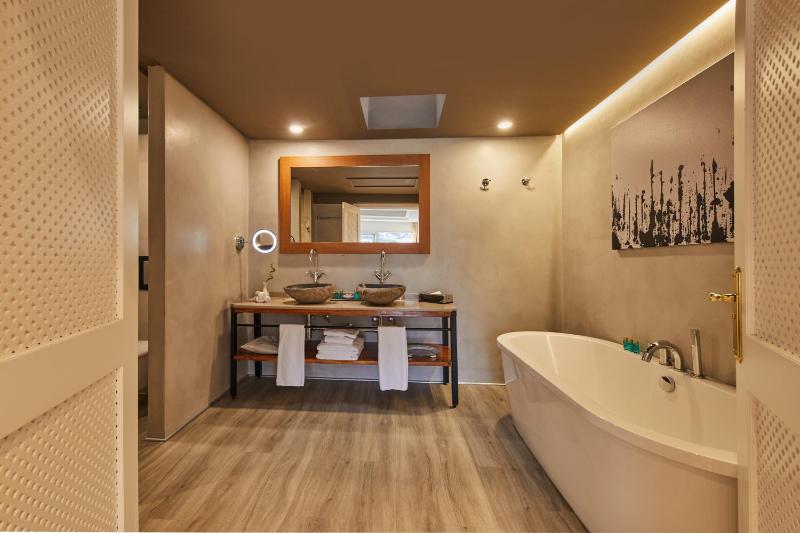 Preferred Club Suite image 4