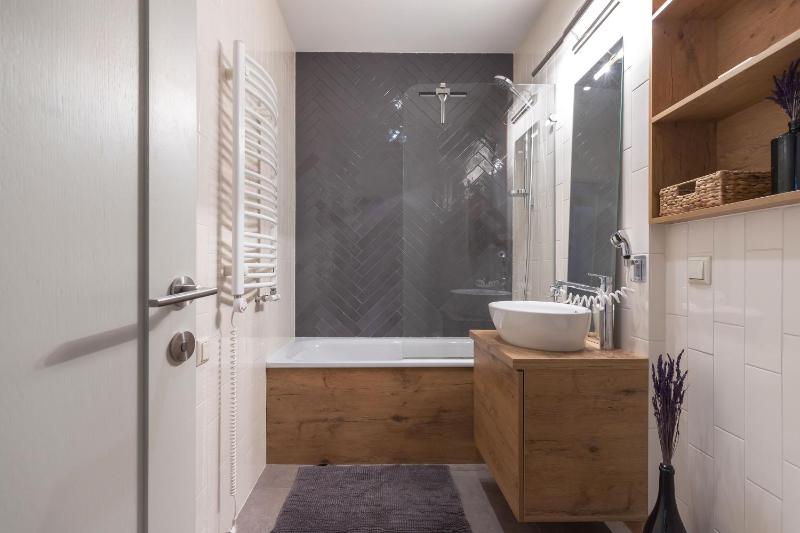 Pilies Street Exclusive Apartment by Reside Baltic - image 16