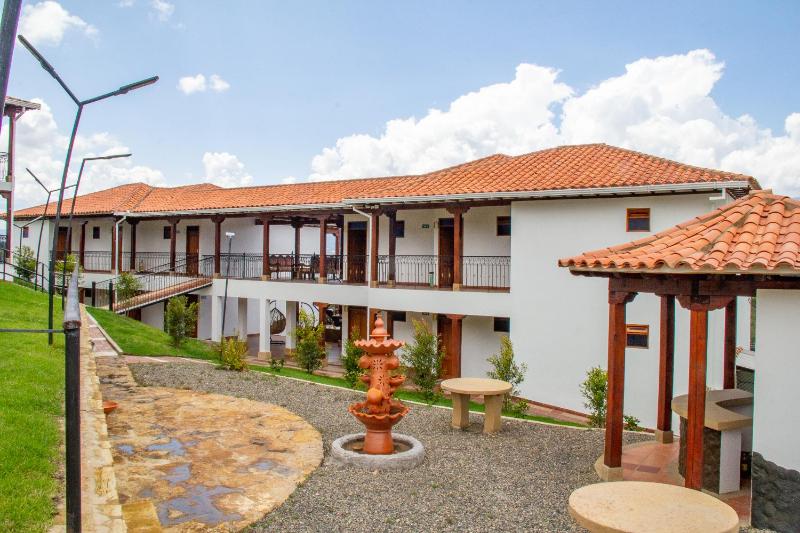 Hotel Campestre Cordillera de los Andes - image 3