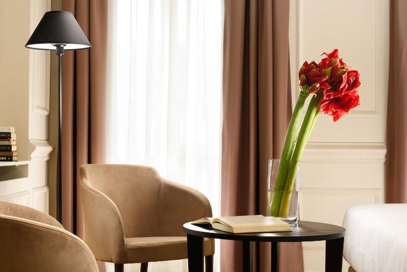 Splendor Suite Rome - Suites & Apartments - image 3
