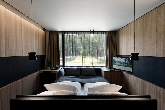 Superior Double Room with Sofa image 2