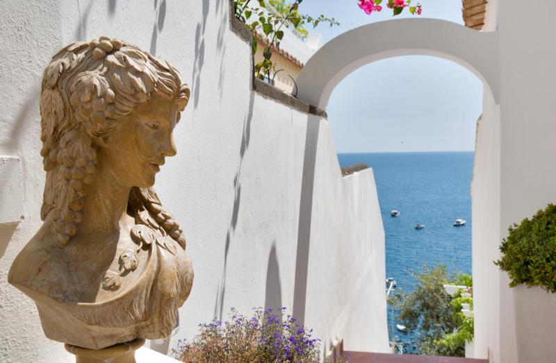 Villa Boheme Exclusive Luxury Suites - image 23