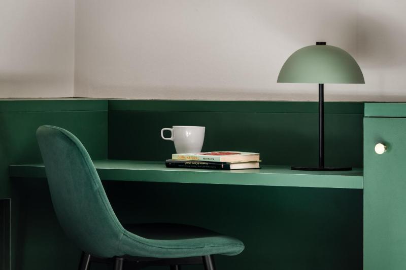 Budget Double Room image 3