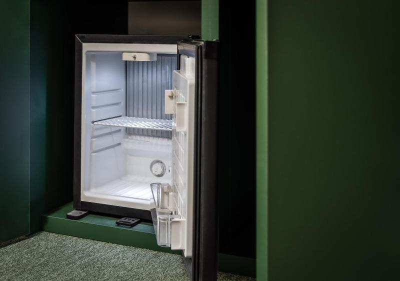 Budget Double Room image 4