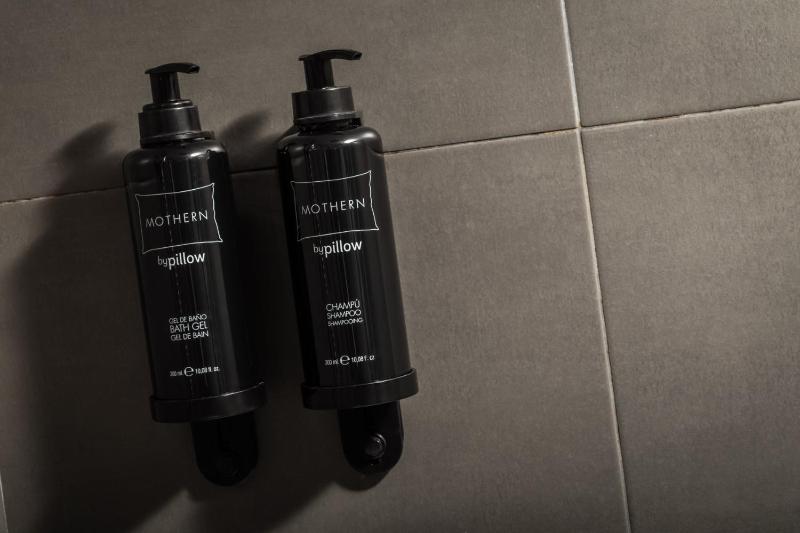 Budget Double Room image 2