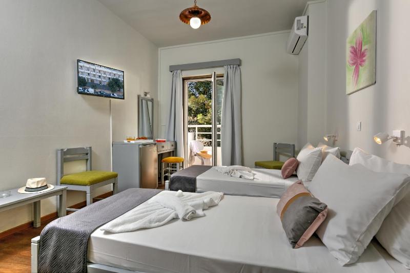 Double or Twin Room image 2