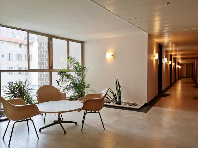 Studio Royal Lux by Booking Guys - image 6