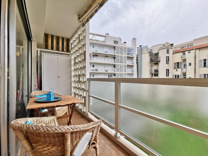 Studio Royal Lux by Booking Guys - image 11