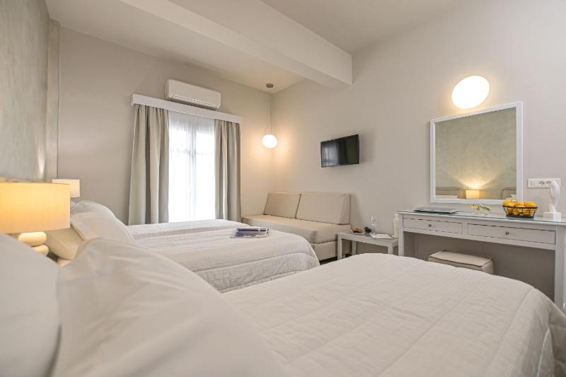 Triple Room image 3